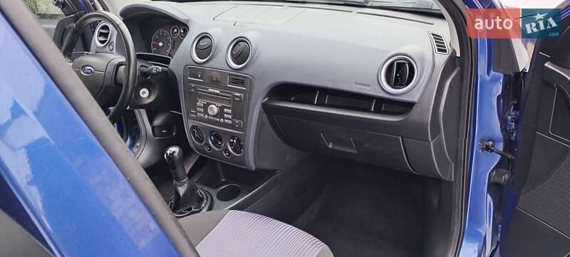 Хэтчбек Ford Fusion 2009 в Радивилове фото 24 Хэтчбек Ford Fusion 2009 в Радивилове