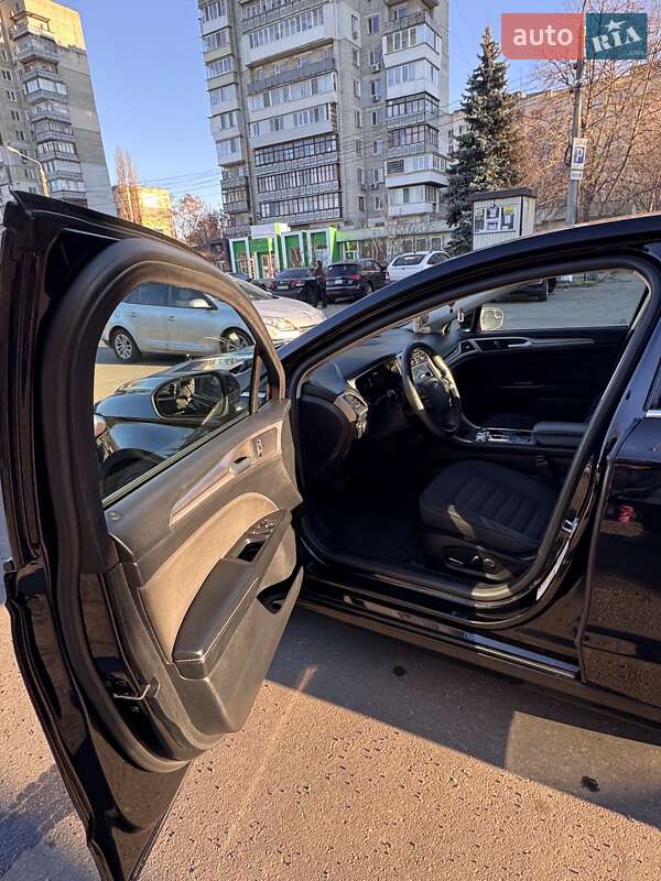 Седан Ford Fusion 2018 в Одессе