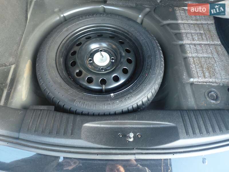 Хетчбек Ford Fusion 2009 в Рівному фото 8 Хетчбек Ford Fusion 2009 в Рівному