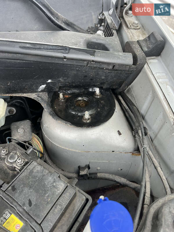 Хэтчбек Ford Fusion 2006 в Шостке