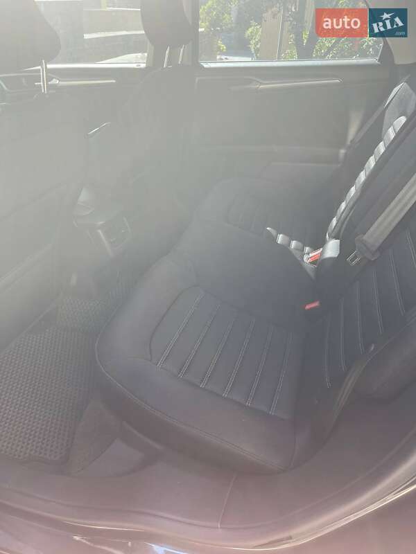 Седан Ford Fusion 2015 в Харькове