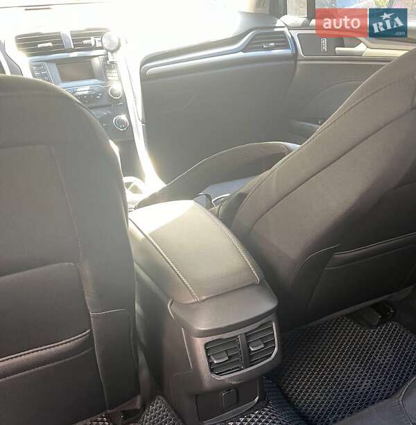 Седан Ford Fusion 2015 в Харькове