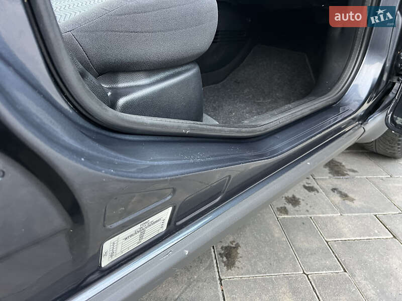 Хетчбек Ford Fusion 2009 в Луцьку