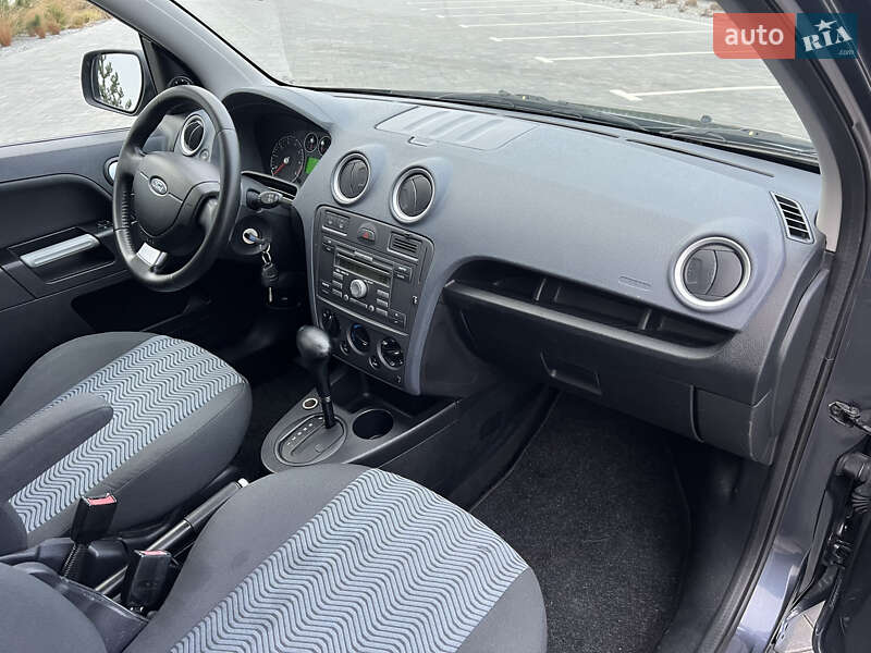 Хетчбек Ford Fusion 2009 в Луцьку