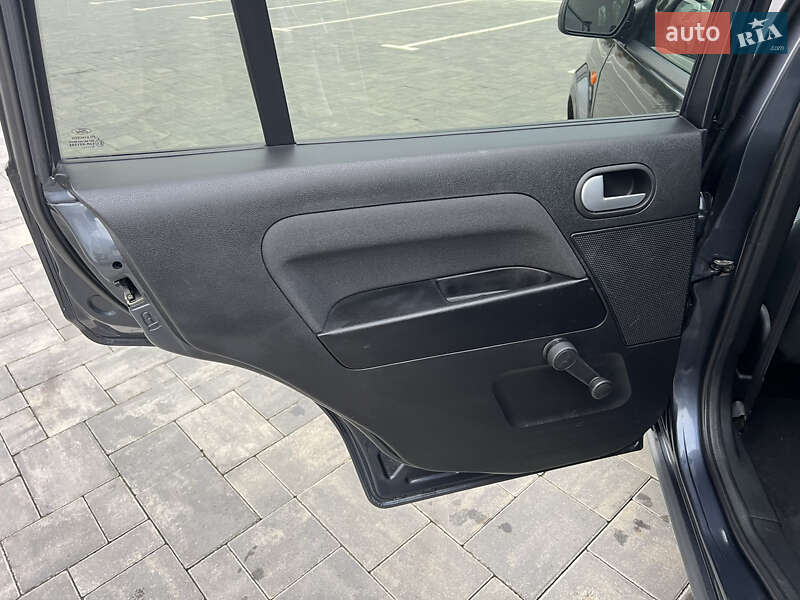 Хетчбек Ford Fusion 2009 в Луцьку