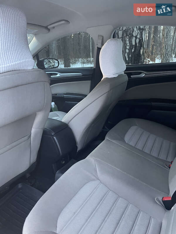 Седан Ford Fusion 2017 в Чернігові