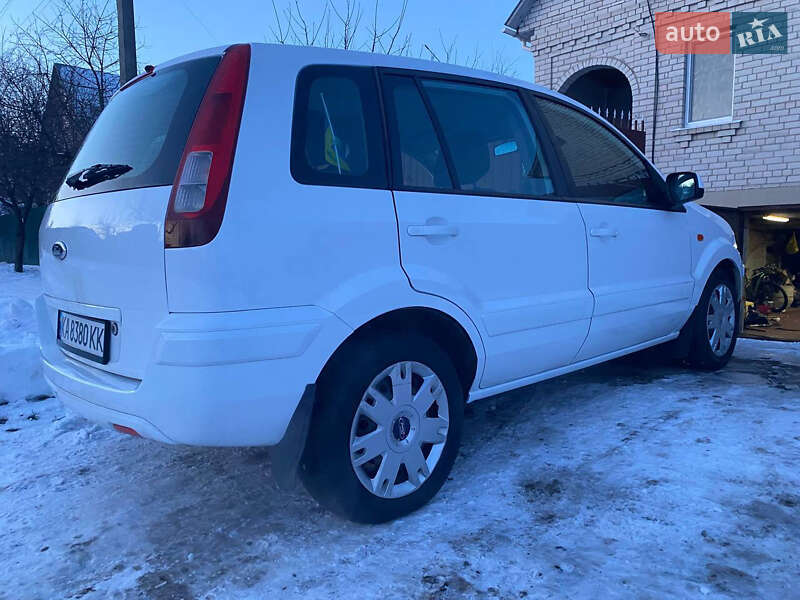 Хэтчбек Ford Fusion 2010 в Чернигове