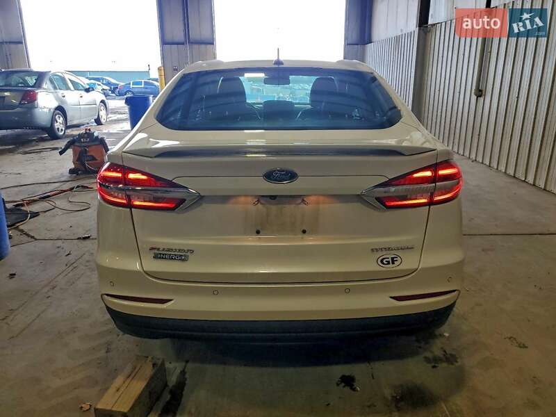 Седан Ford Fusion 2019 в Вінниці