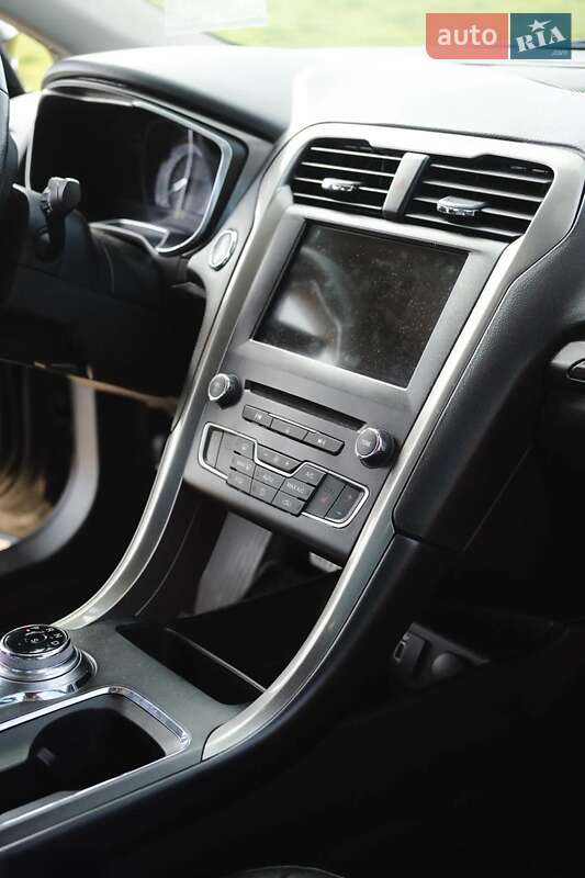 Седан Ford Fusion 2018 в Сумах