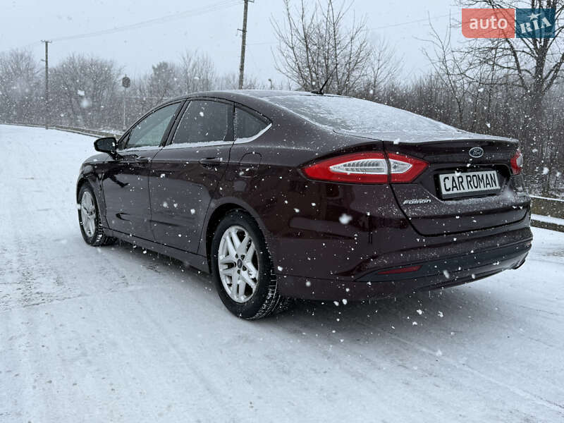 Седан Ford Fusion 2013 в Дрогобыче