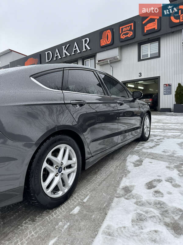Седан Ford Fusion 2016 в Каменец-Подольском