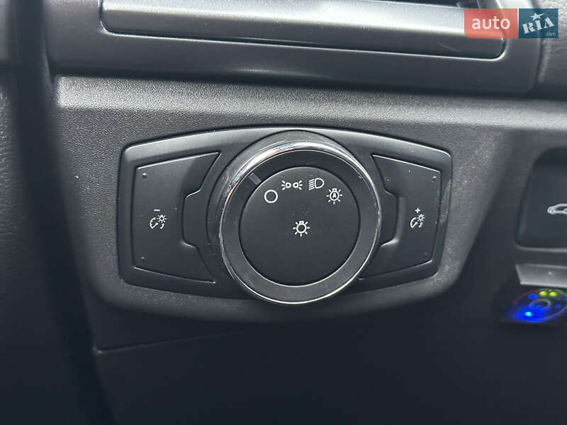 Седан Ford Fusion 2014 в Києві