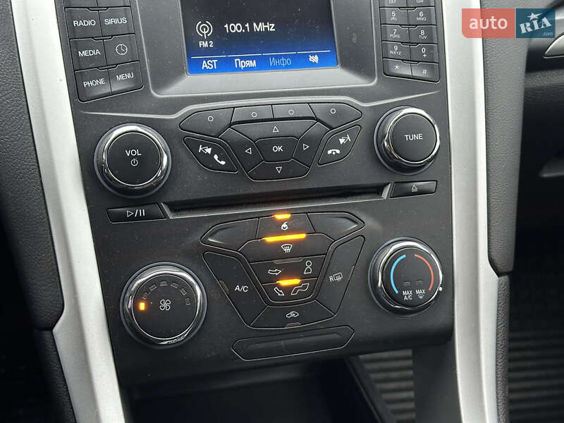 Седан Ford Fusion 2014 в Києві