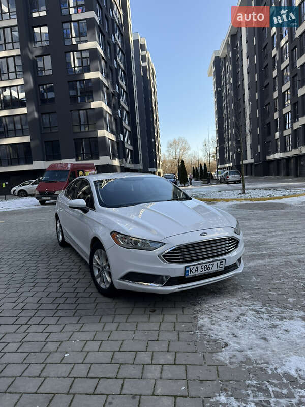 Седан Ford Fusion 2016 в Івано-Франківську