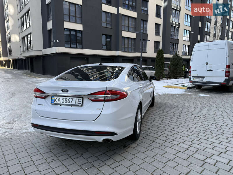 Седан Ford Fusion 2016 в Івано-Франківську
