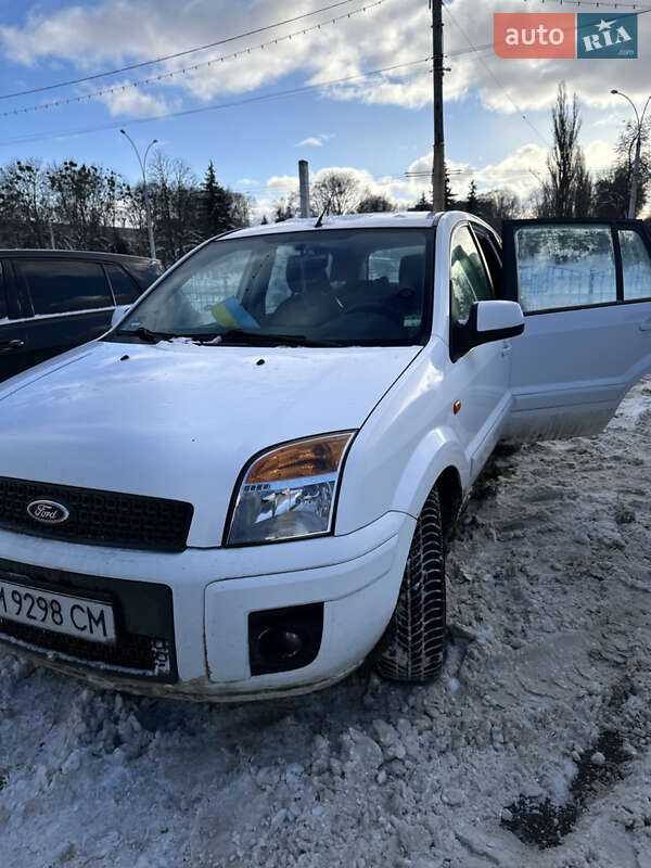 Хэтчбек Ford Fusion 2011 в Сумах фото Хэтчбек Ford Fusion 2011 в Сумах