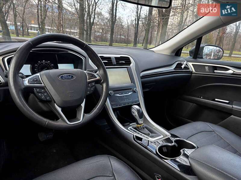 Седан Ford Fusion 2014 в Запоріжжі