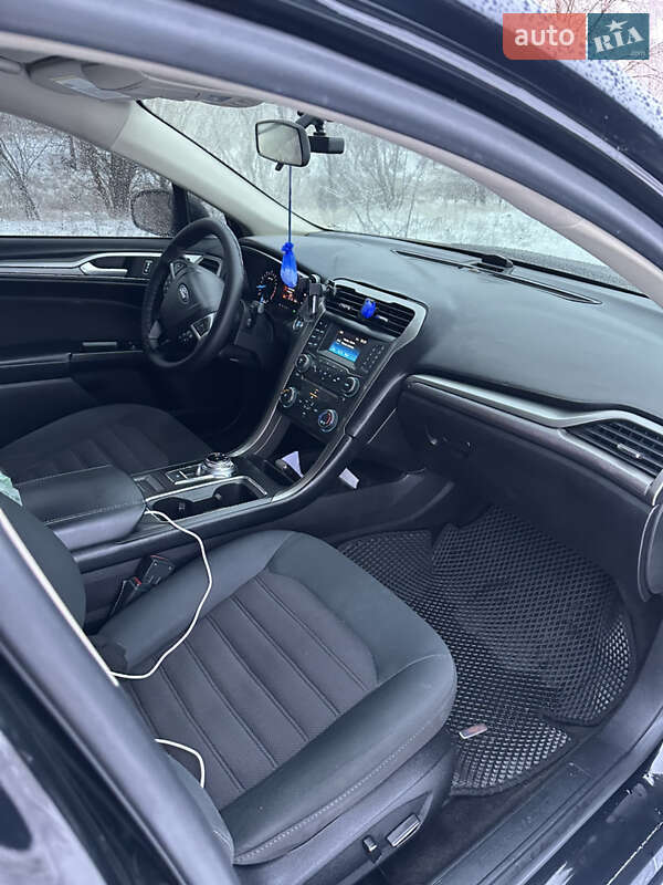 Седан Ford Fusion 2017 в Чернигове