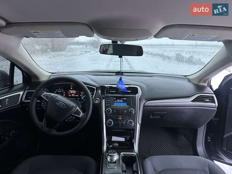 Седан Ford Fusion 2017 в Чернигове