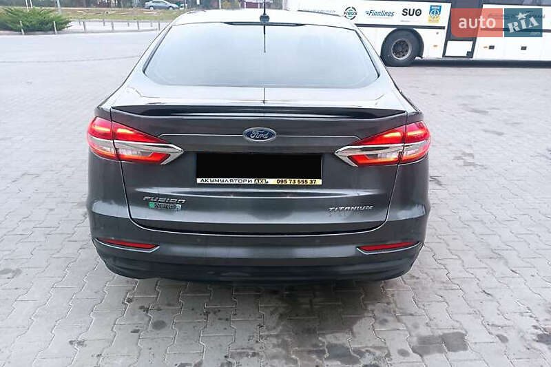 Седан Ford Fusion 2019 в Киеве