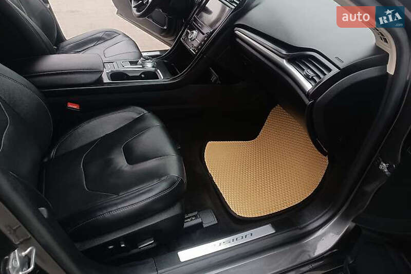 Седан Ford Fusion 2019 в Киеве