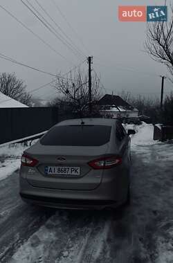 Седан Ford Fusion 2014 в Ставищі