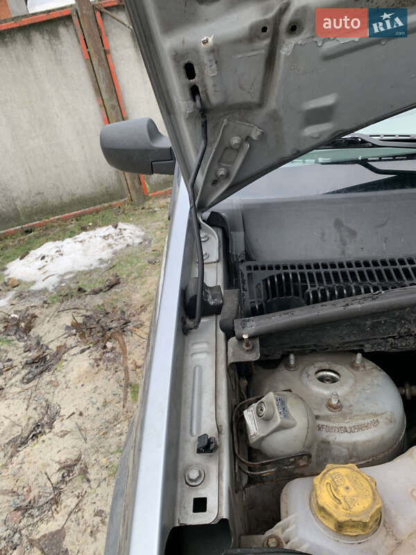 Хетчбек Ford Fusion 2005 в Охтирці фото 10 Хетчбек Ford Fusion 2005 в Охтирці