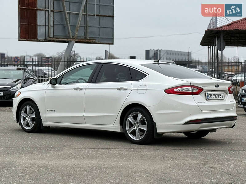 Седан Ford Fusion 2014 в Києві фото 10 Седан Ford Fusion 2014 в Києві