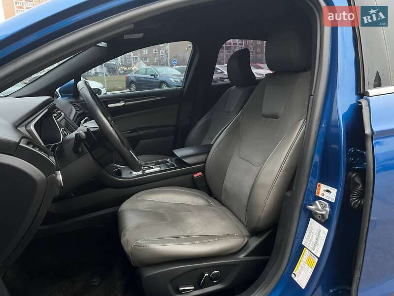 Седан Ford Fusion 2016 в Киеве