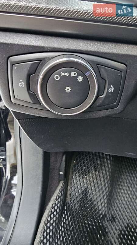 Седан Ford Fusion 2016 в Новояворівську фото 15 Седан Ford Fusion 2016 в Новояворівську