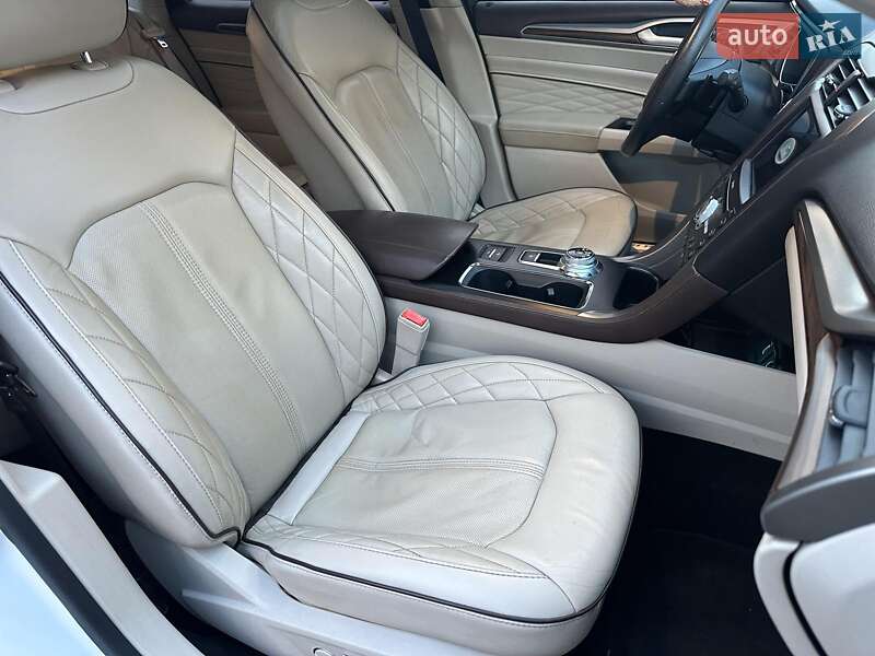 Седан Ford Fusion 2017 в Одессе