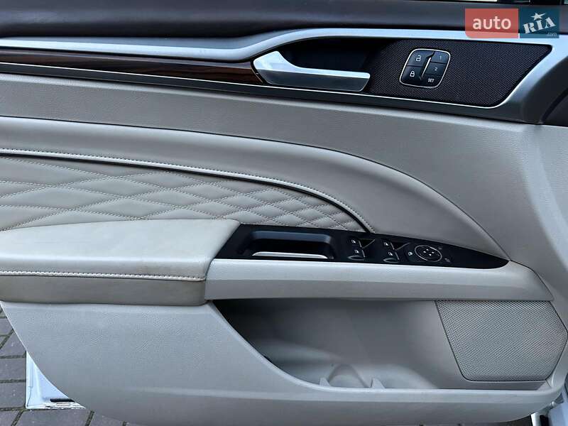 Седан Ford Fusion 2017 в Одессе