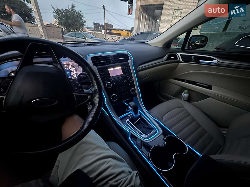 Седан Ford Fusion 2013 в Днепре