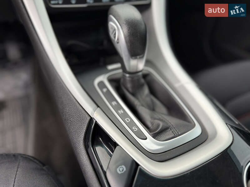 Седан Ford Fusion 2014 в Днепре