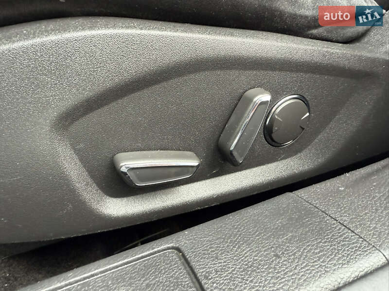 Седан Ford Fusion 2014 в Днепре