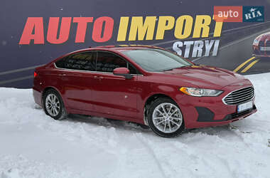 Седан Ford Fusion 2020 в Стрые