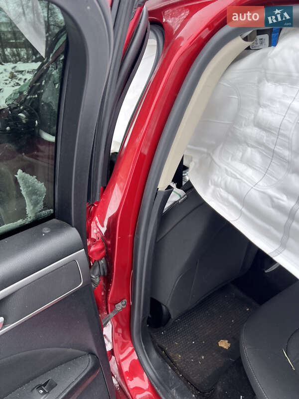 Седан Ford Fusion 2019 в Фастове