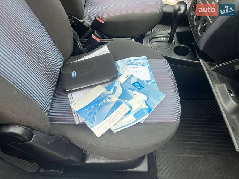 Хетчбек Ford Fusion 2008 в Кременчуці