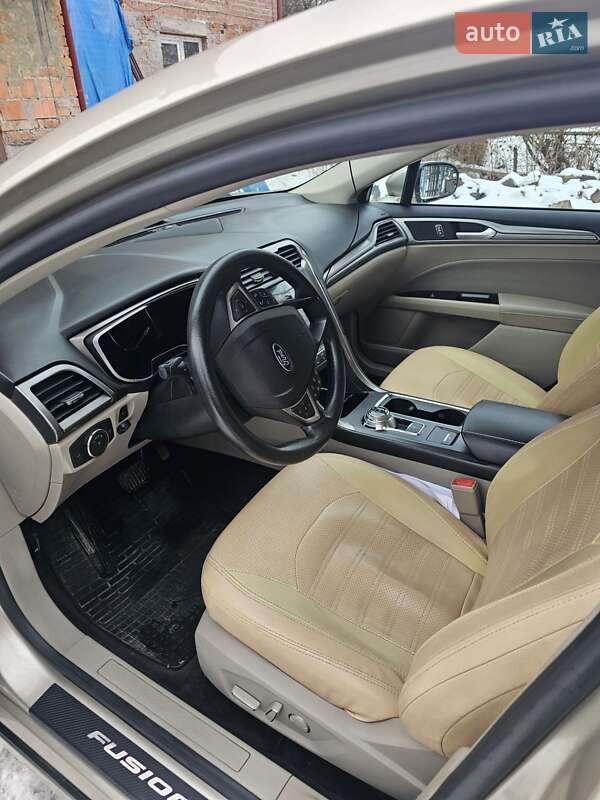 Седан Ford Fusion 2016 в Винниках фото 5 Седан Ford Fusion 2016 в Винниках