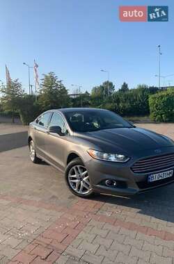 Седан Ford Fusion 2013 в Полтаві