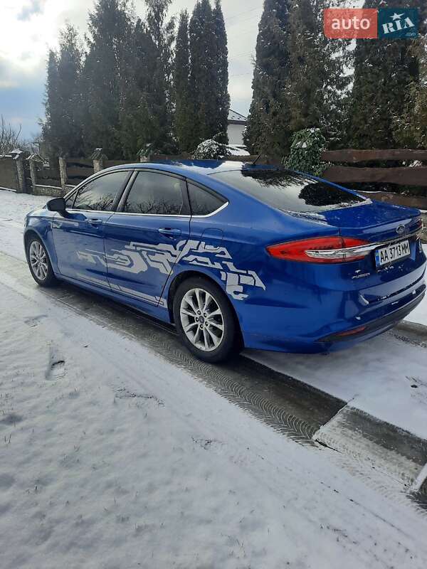 Седан Ford Fusion 2016 в Києві