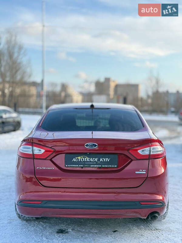 Седан Ford Fusion 2013 в Києві