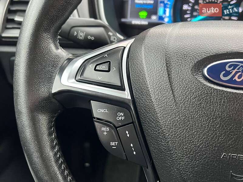 Седан Ford Fusion 2019 в Киеве