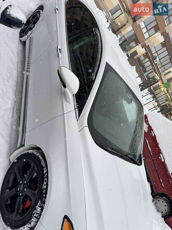 Седан Ford Fusion 2015 в Золочеве