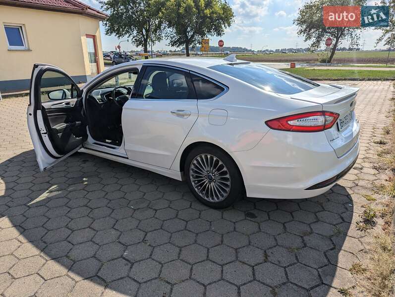 Седан Ford Fusion 2013 в Одессе