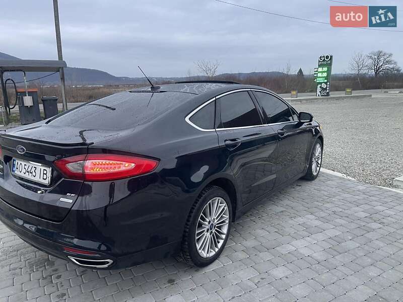 Седан Ford Fusion 2014 в Виноградове
