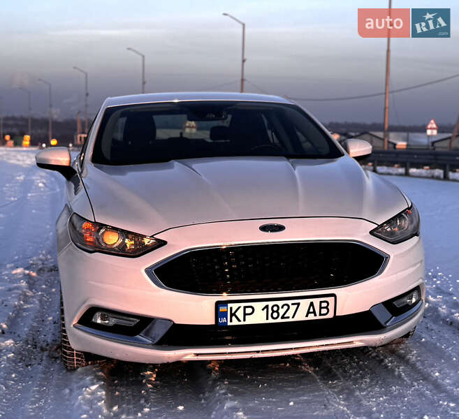Седан Ford Fusion 2019 в Запоріжжі