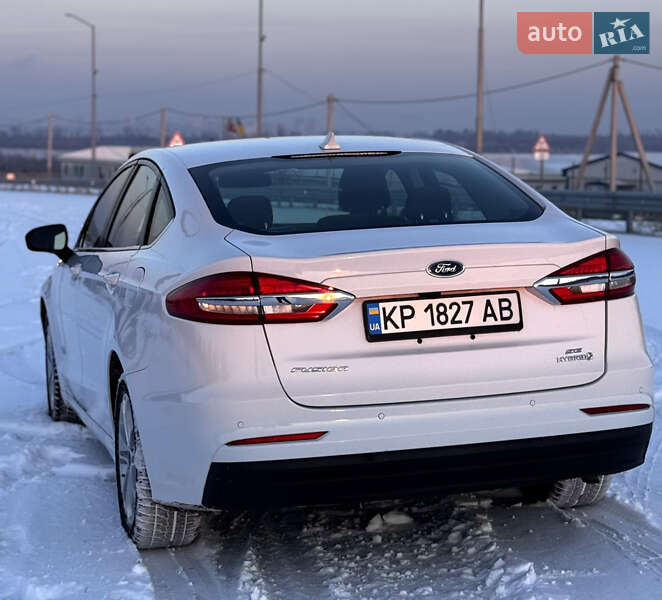 Седан Ford Fusion 2019 в Запоріжжі