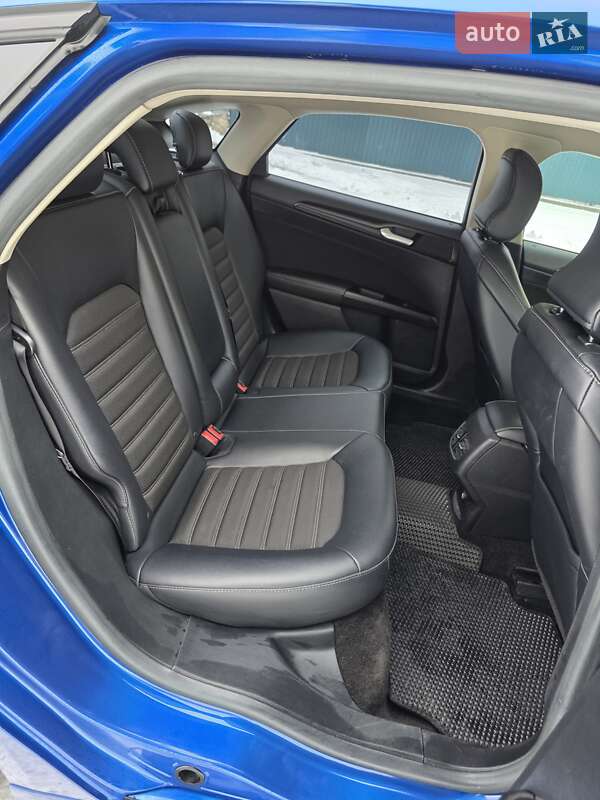 Седан Ford Fusion 2017 в Запорожье