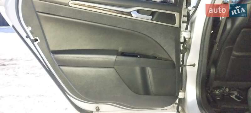 Седан Ford Fusion 2014 в Чернігові фото 18 Седан Ford Fusion 2014 в Чернігові